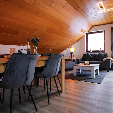 Stilvolle Wellness-Ferienwohnung In Neef Whirlpool, Sauna, Grill, Fitness, Billard & Moselblick Exterior photo