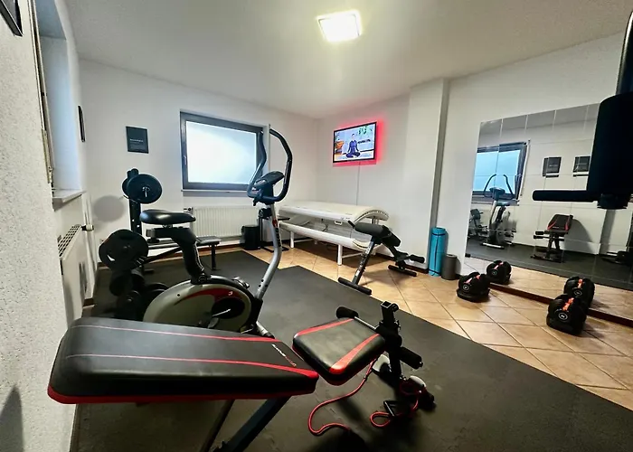 Stilvolle Wellness-Ferienwohnung In Neef Whirlpool, Sauna, Grill, Fitness, Billard & Moselblick