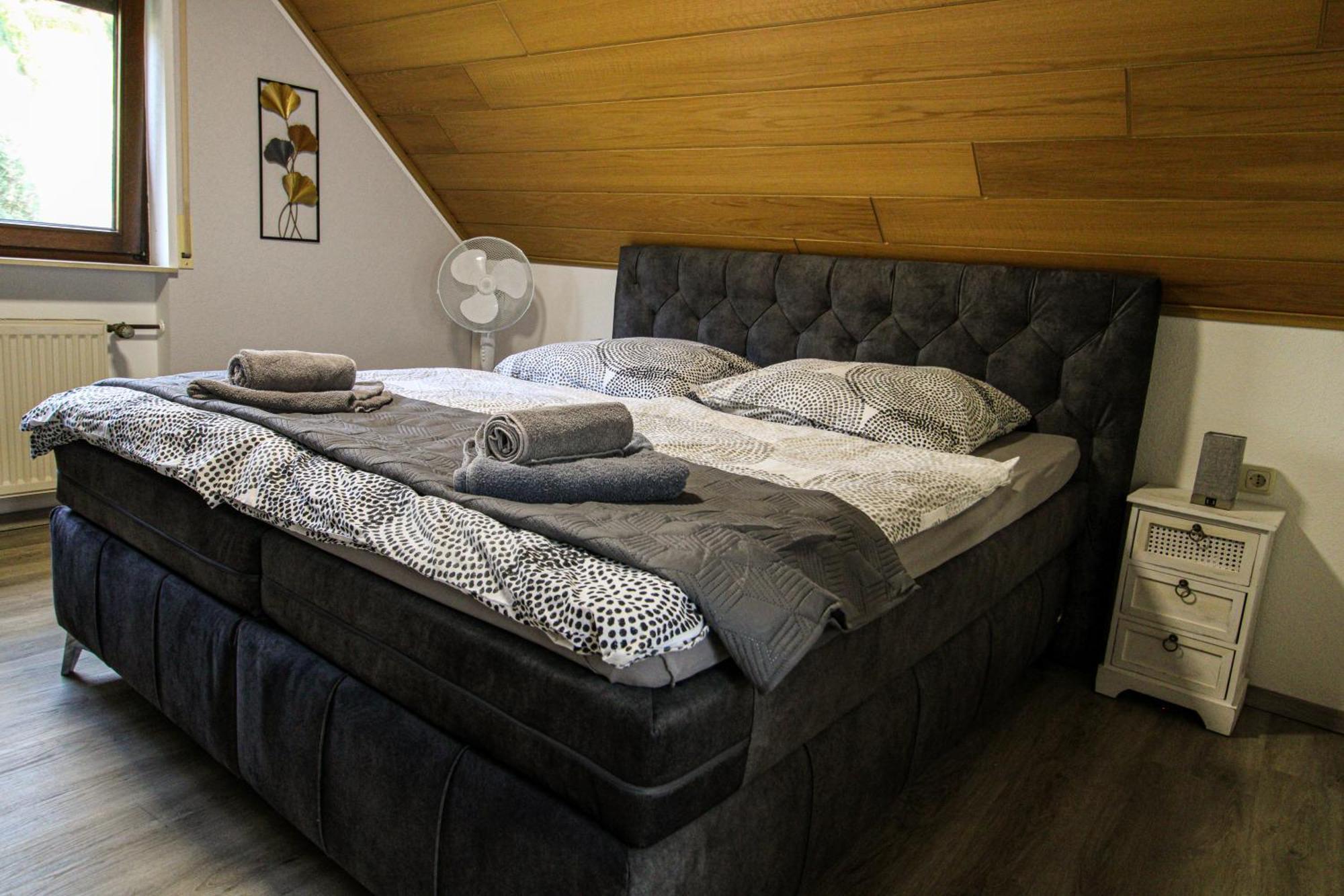 Stilvolle Wellness-ferienwohnung In Whirlpool, Sauna, Grill, Fitness, Billard & Moselblick