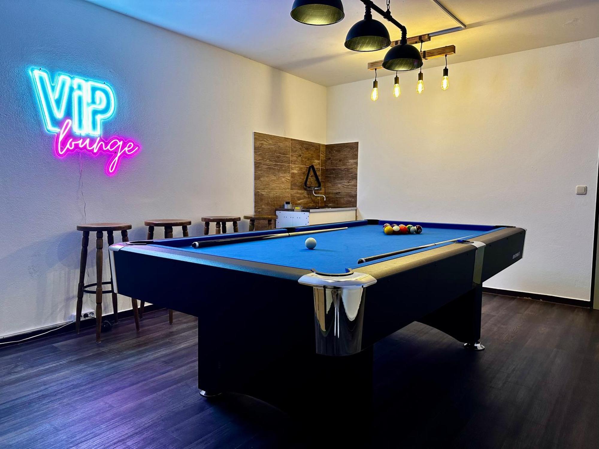Stilvolle Wellness-ferienwohnung In Whirlpool, Sauna, Grill, Fitness, Billard & Moselblick